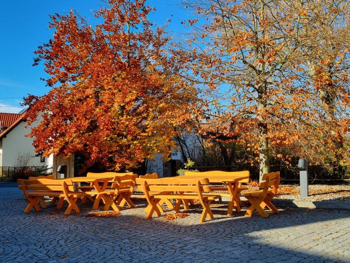 Hotel Kreuzbergbaude Beim Berzdorfer See Mit Wohlfuehl Sauna Markersdorf Eksteriør billede