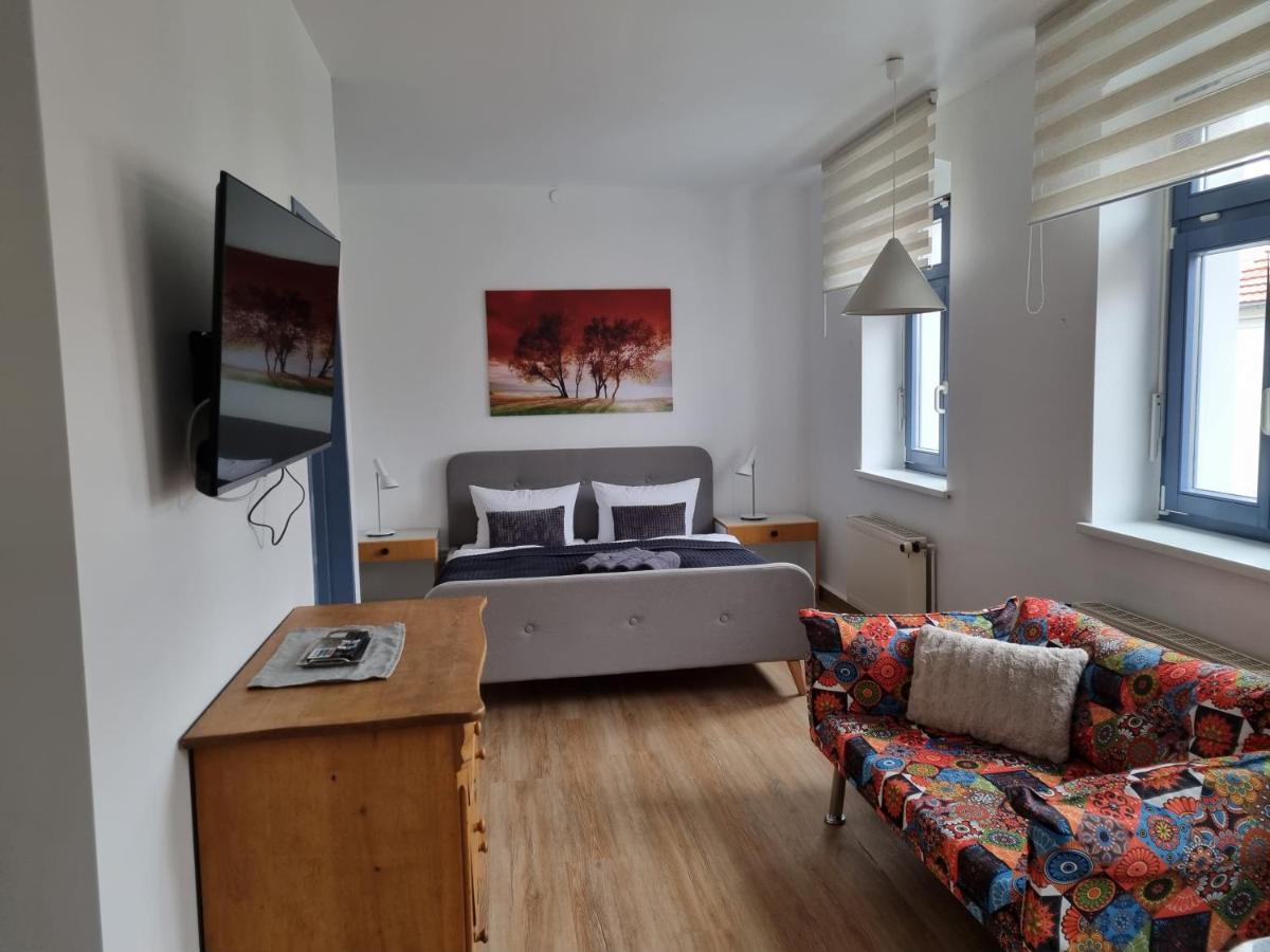 Hotel Kreuzbergbaude Beim Berzdorfer See Mit Wohlfuehl Sauna Markersdorf Eksteriør billede