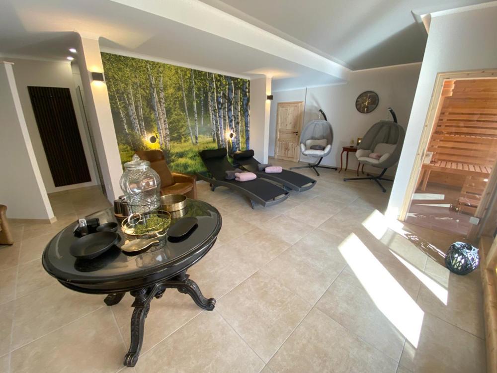 Hotel Kreuzbergbaude Beim Berzdorfer See Mit Wohlfuehl Sauna Markersdorf Eksteriør billede